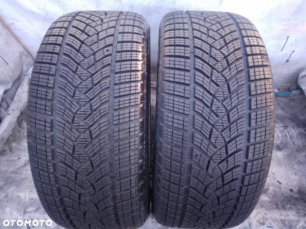 Goodyear UltraGrip Performance + 245/45 R18 100H 2023 2024 7-7.5mm - 1