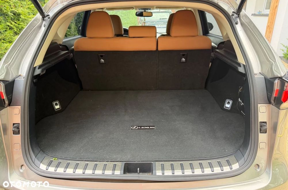 Lexus NX 200t Elite AWD - 6