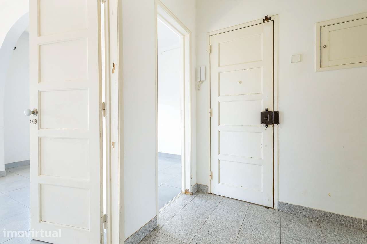 Apartamento T1 em Alverca para arrendamento - Grande imagem: 2/26