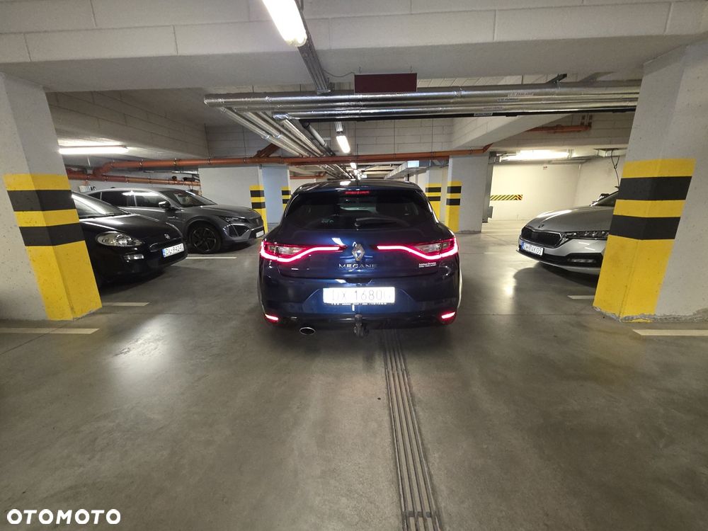 Renault Megane ENERGY TCe 130 BOSE EDITION - 32
