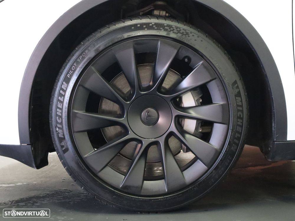 Tesla Model Y Performance Tração Integral - 6
