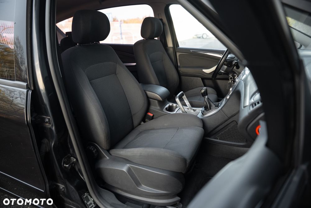 Ford S-Max 2.0 Titanium - 26
