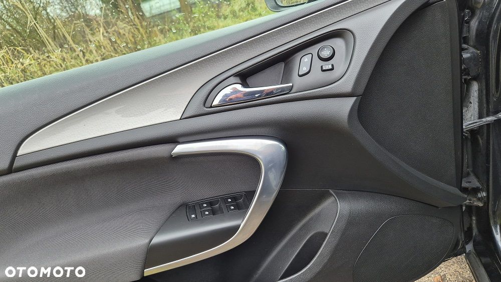 Opel Insignia 1.4 T Cosmo S&S - 9