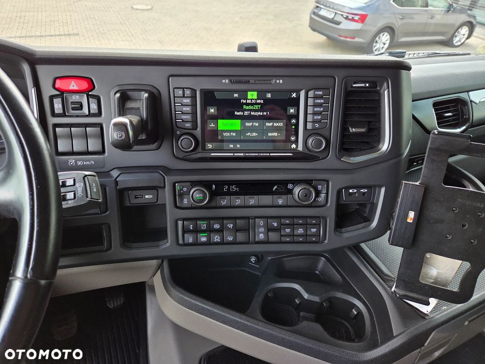 Scania R450/ 4 PODUSZKI TYŁ/ KLIMA POSTOJOWA/ ALUFELGI/ NAVI/ SERWIS NIEMCY - 19