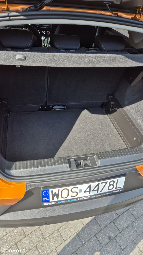 Renault Captur TCe 100 EXPERIENCE - 17