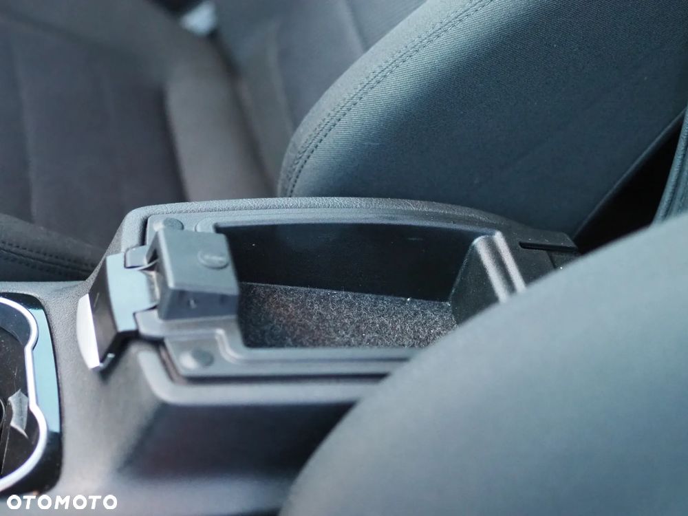 Ford S-Max - 23