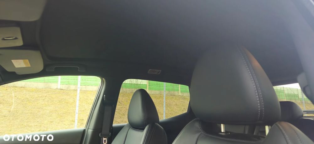 Nissan Qashqai 1.2 DIG-T Xtronic TEKNA+ - 28