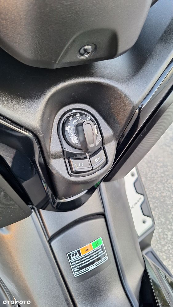 Yamaha X-max - 30