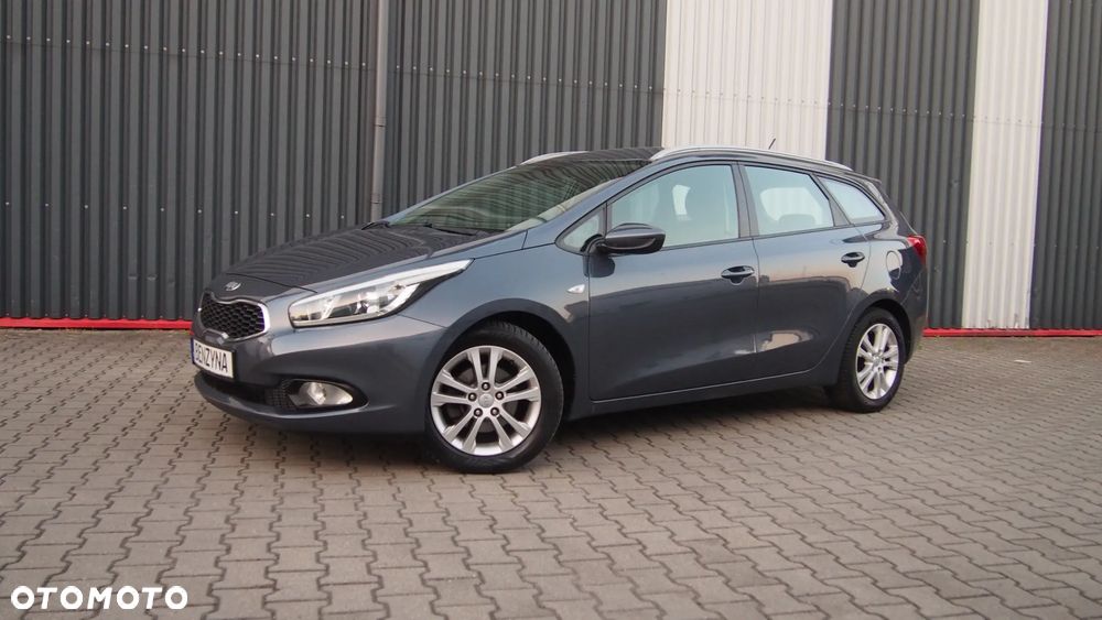 Kia Ceed 1.4 CVVT Dream Team Edition - 17
