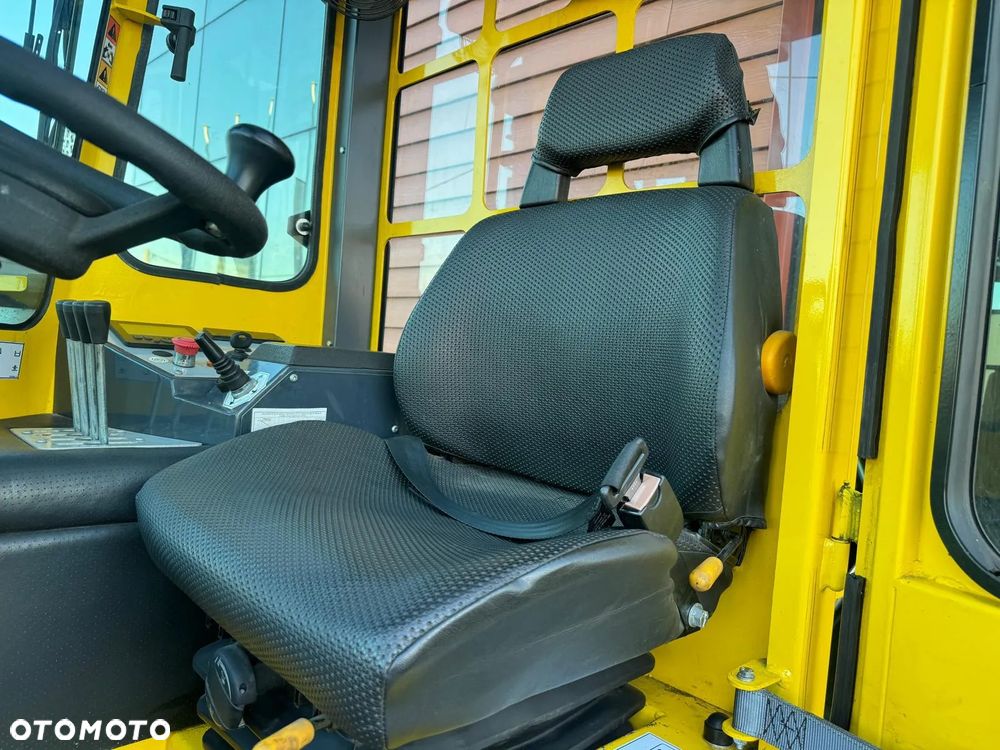 Combilift C4000 / 2021 rok / 1708 godzin !!! - 9