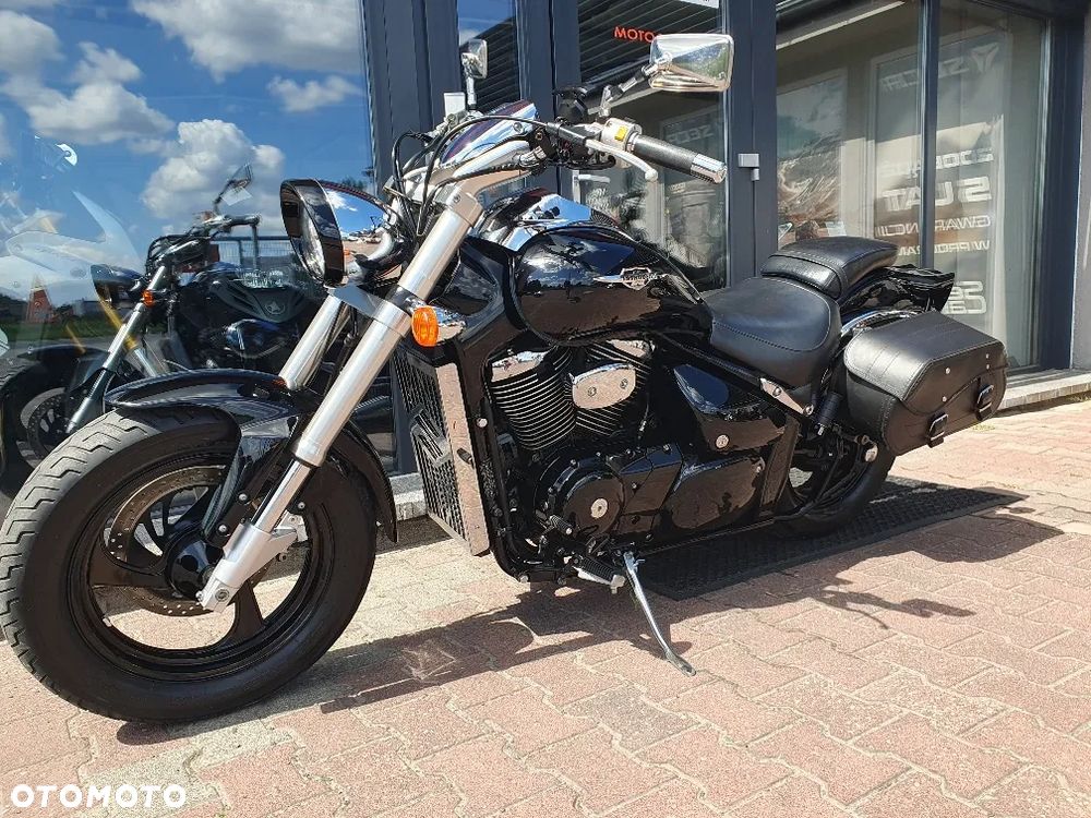 Suzuki Intruder - 2