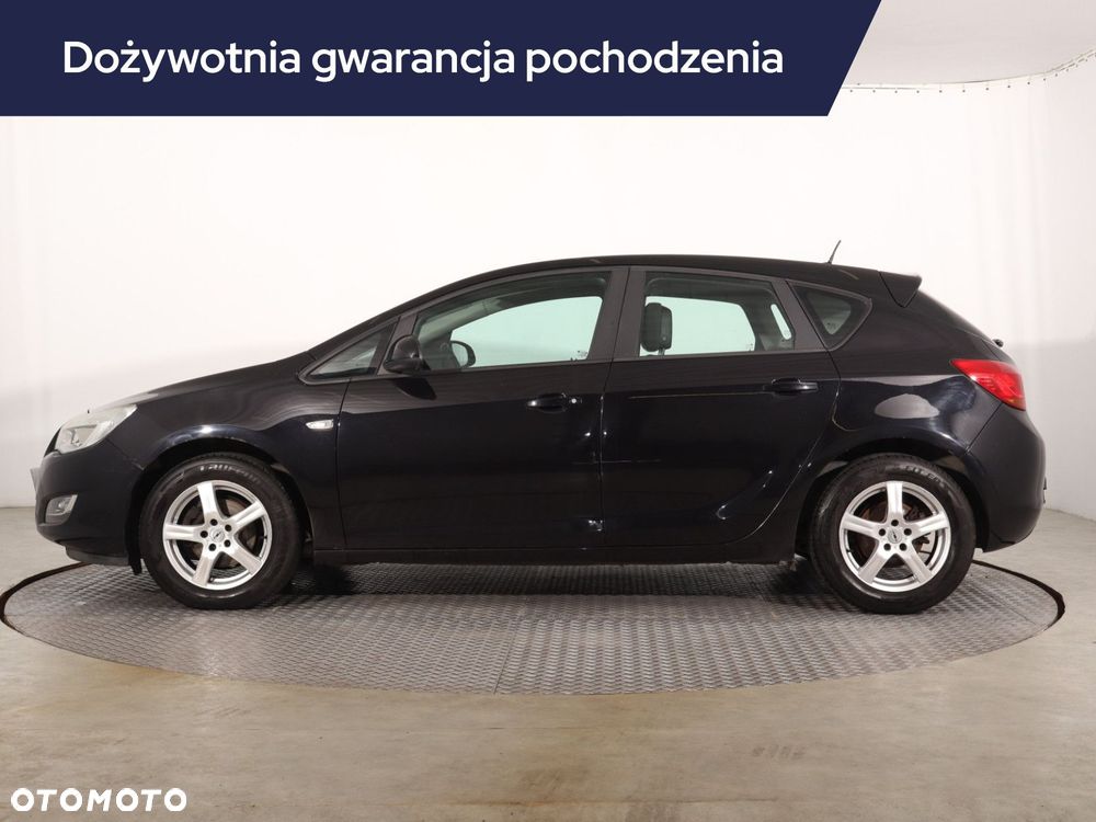 Opel Astra - 4