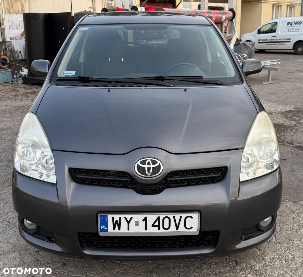 Toyota Corolla Verso 1.6 Gold - 2