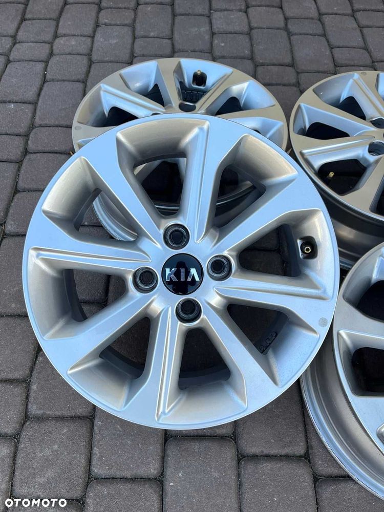 Oryginalne alufelgi Kia 4x100 15 cali Rio Picanto