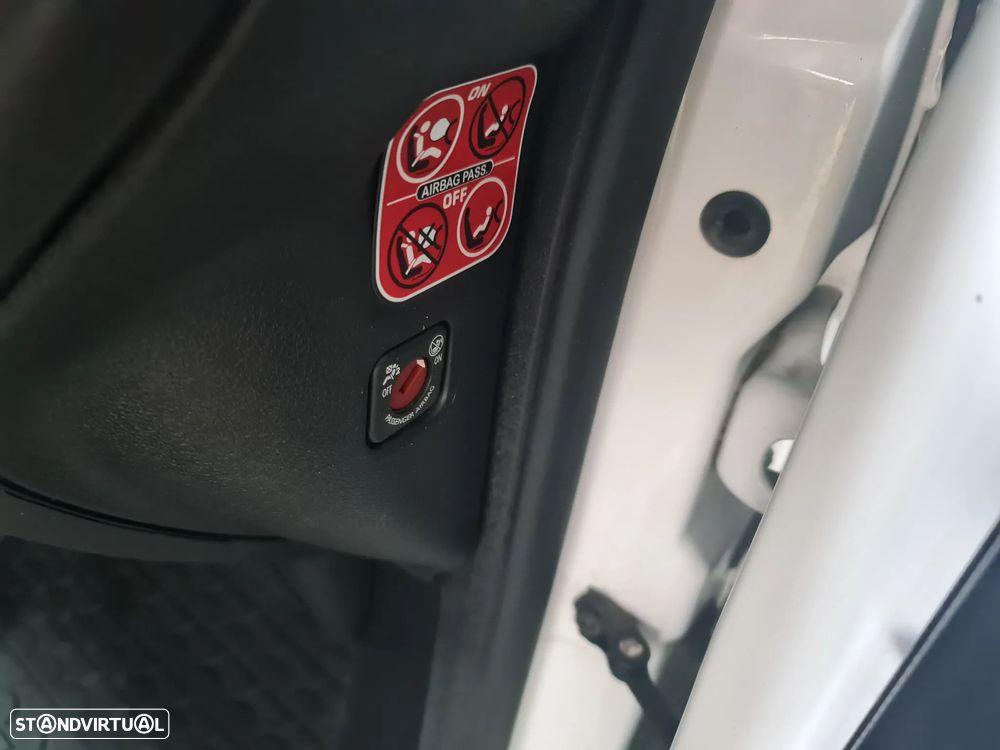 Citroën BERLINGO 1.6Hdi 100CV * 3lug/ GPS/Ac/ c/IVA dedutível * - 10