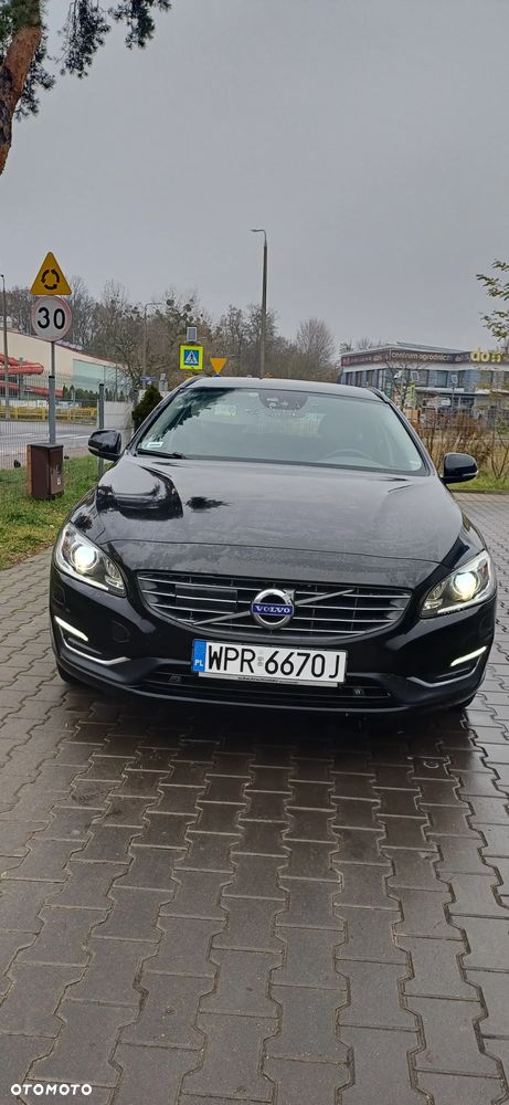 Volvo V60 D4 Summum - 39