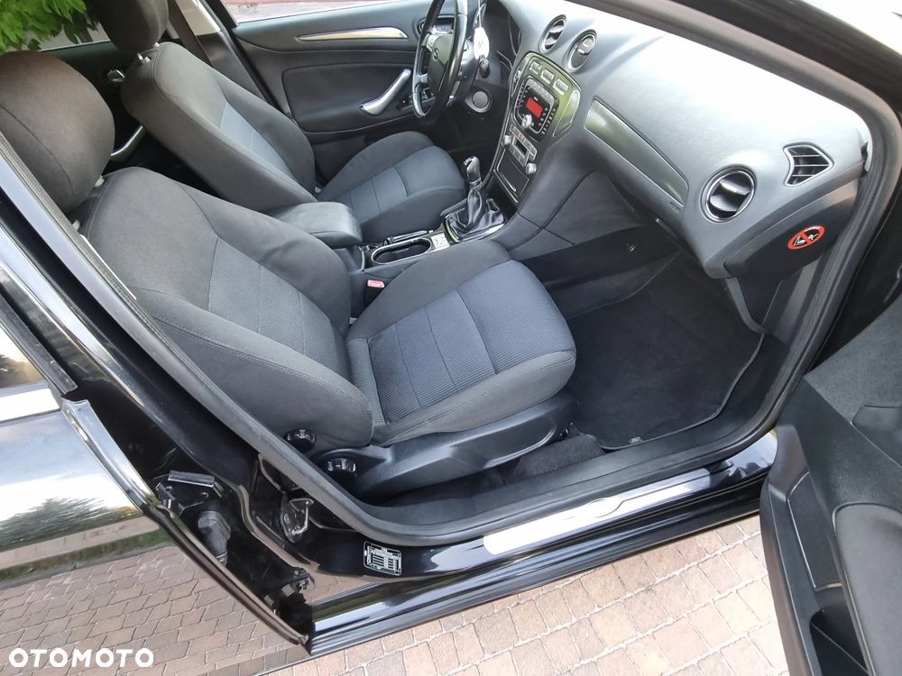 Ford Mondeo 2.0 Titanium X - 11