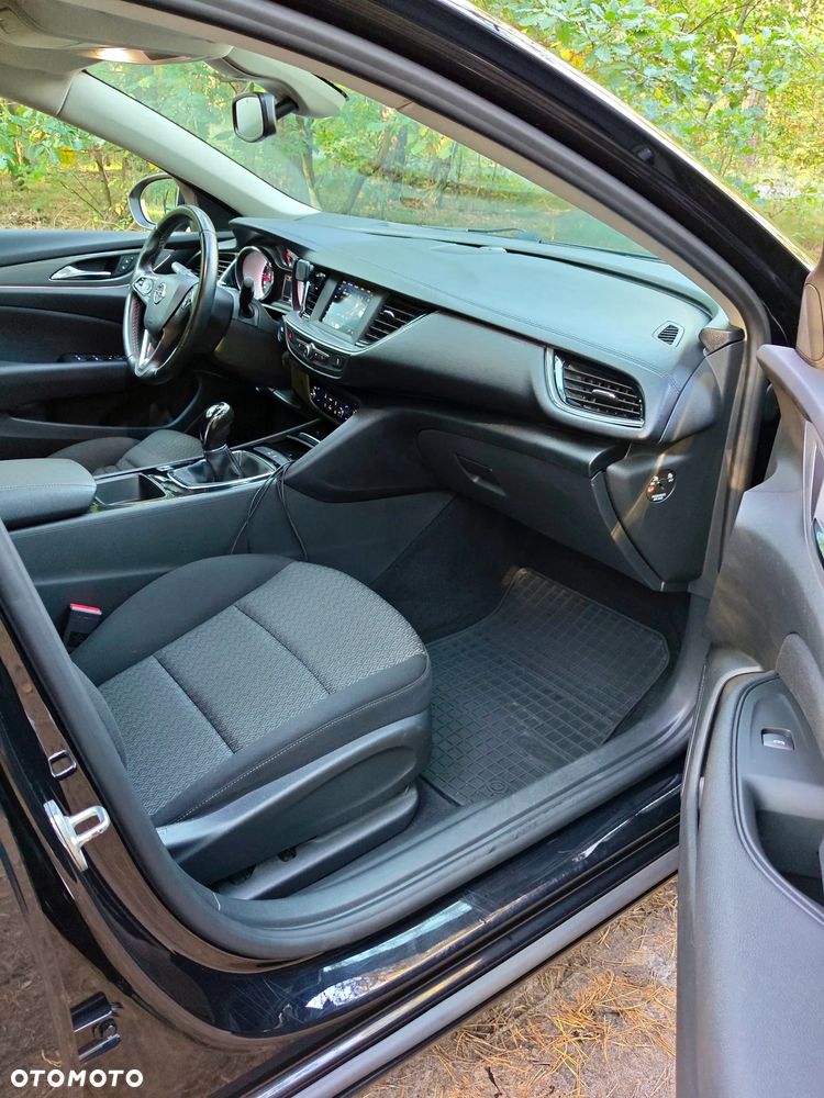 Opel Insignia - 12