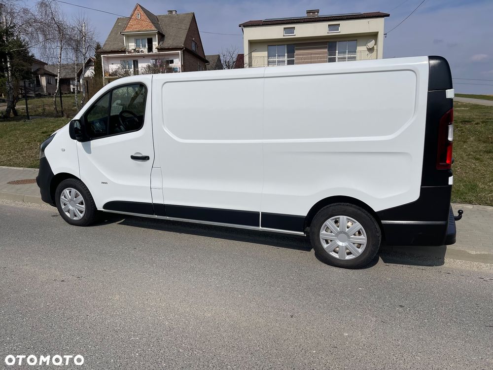 Opel Vivaro - 11