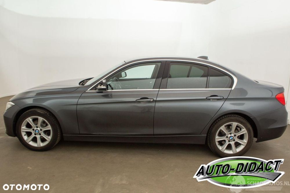 BMW Seria 3 - 2