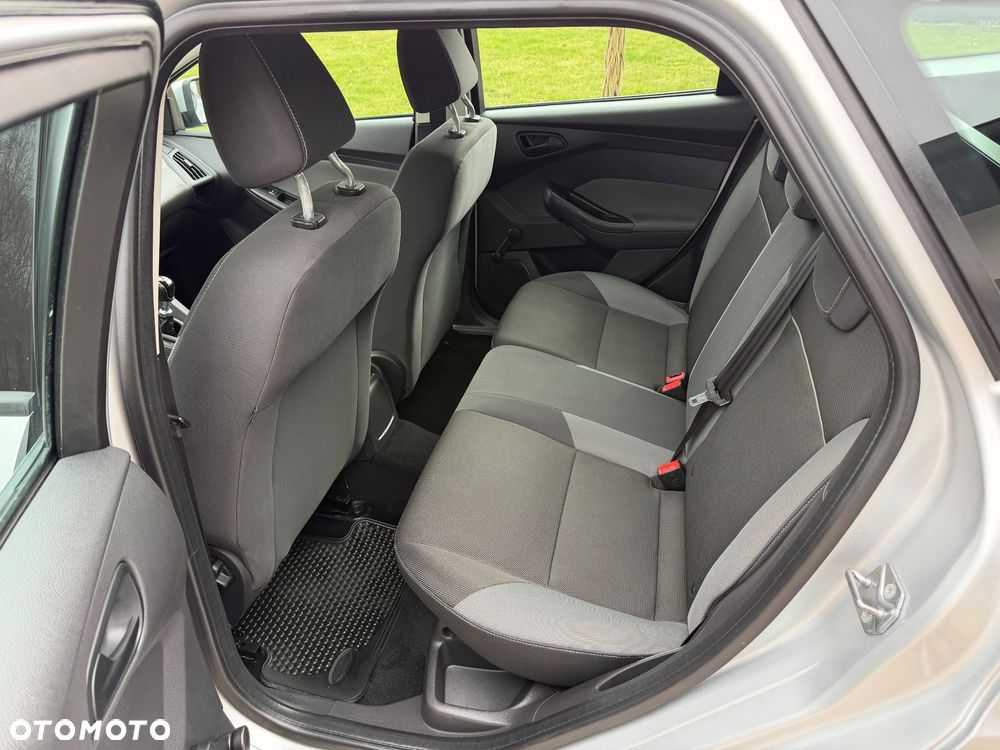 Ford Focus 1.6 TDCi Edition - 6