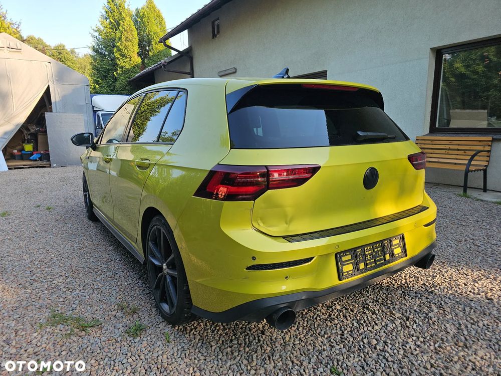 Volkswagen Golf - 4