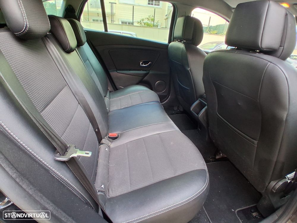 Renault Mégane Sport Tourer 1.5 dCi GT Line SS - 28