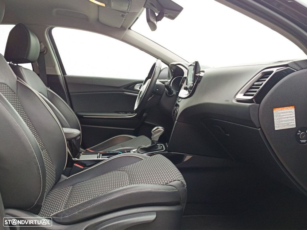 Kia XCeed 1.6 GDi PHEV Drive - 24