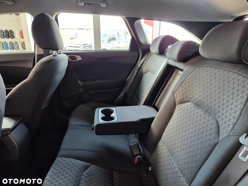 Kia Ceed 1.4 T-GDI M - 16