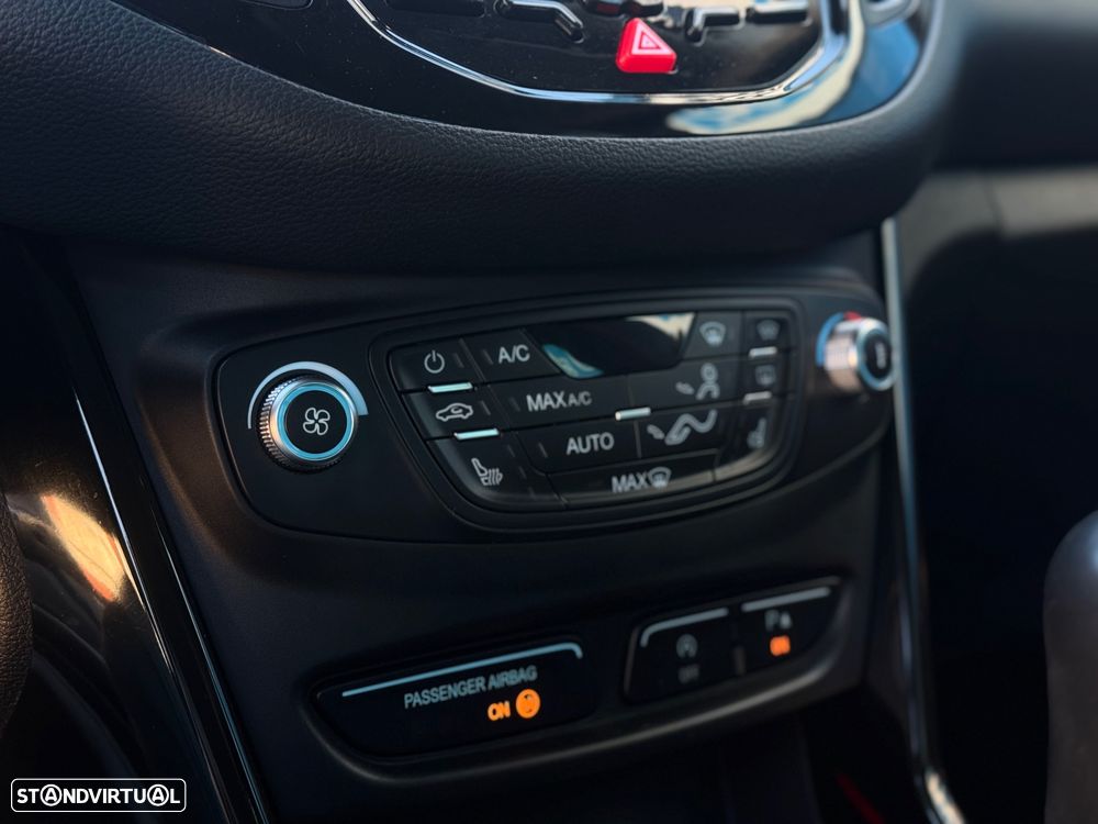 Ford B-Max 1.0 EcoBoost Titanium - 10