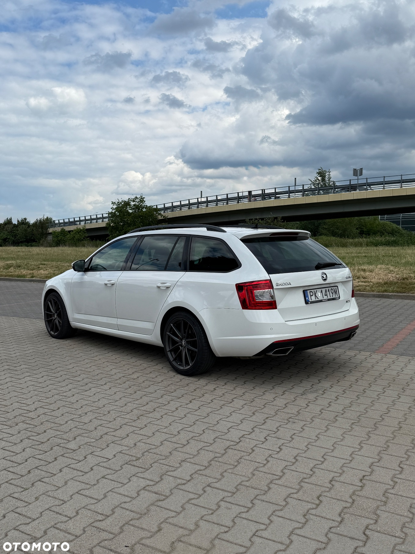Skoda Octavia 2.0 TDI RS DSG - 5