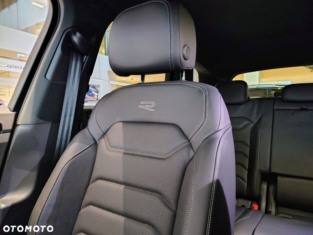 Volkswagen Touareg - 22