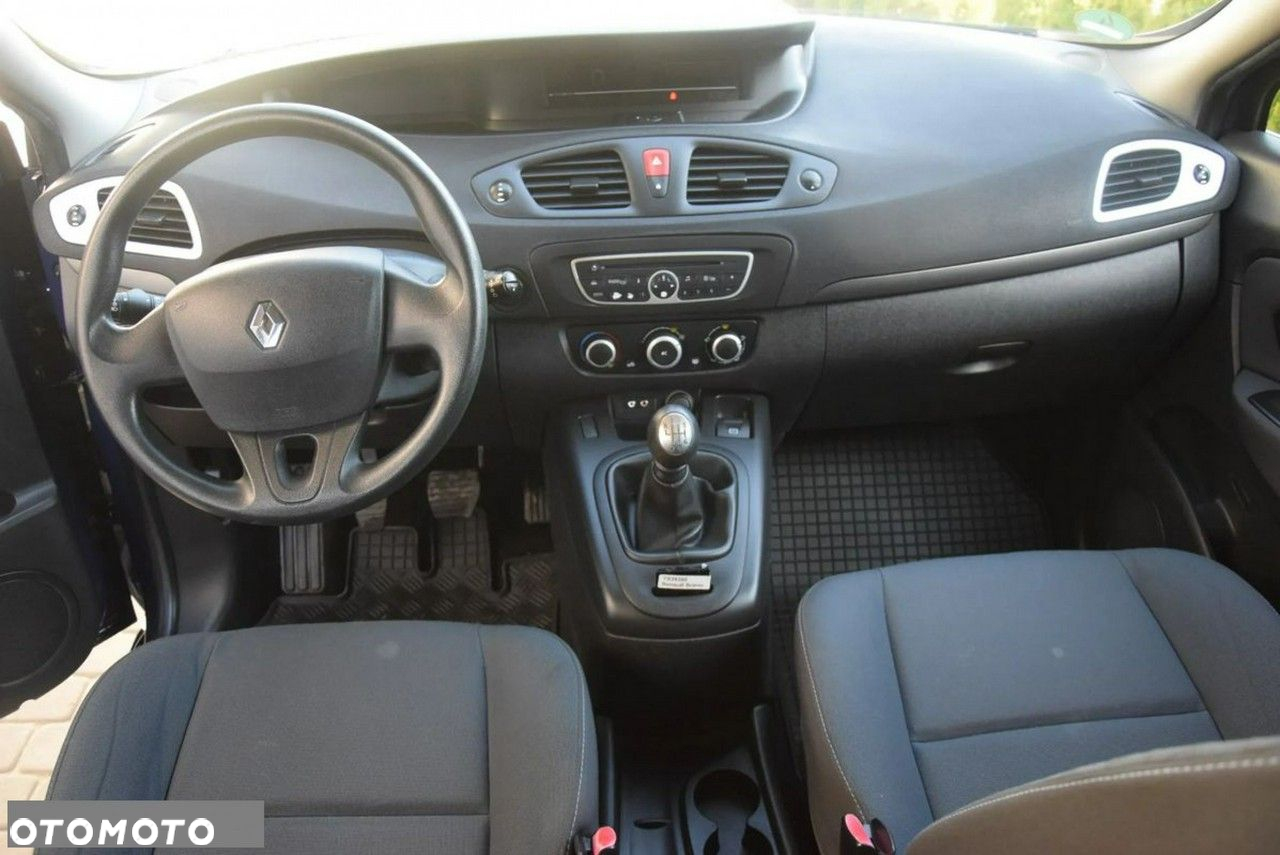 Renault Scenic 1.6 16V 110 Expression - 18