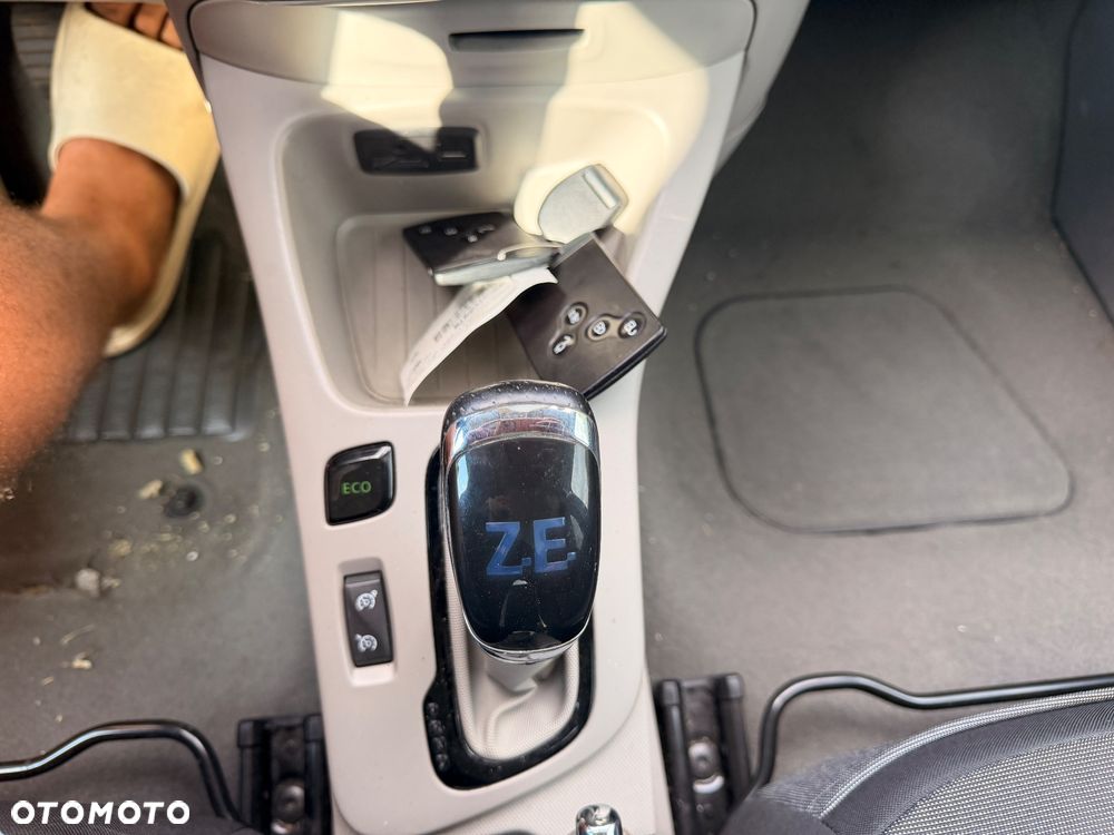 Renault Zoe (mit Batterie) 41 kwh Life mit LIMITED Paket - 27