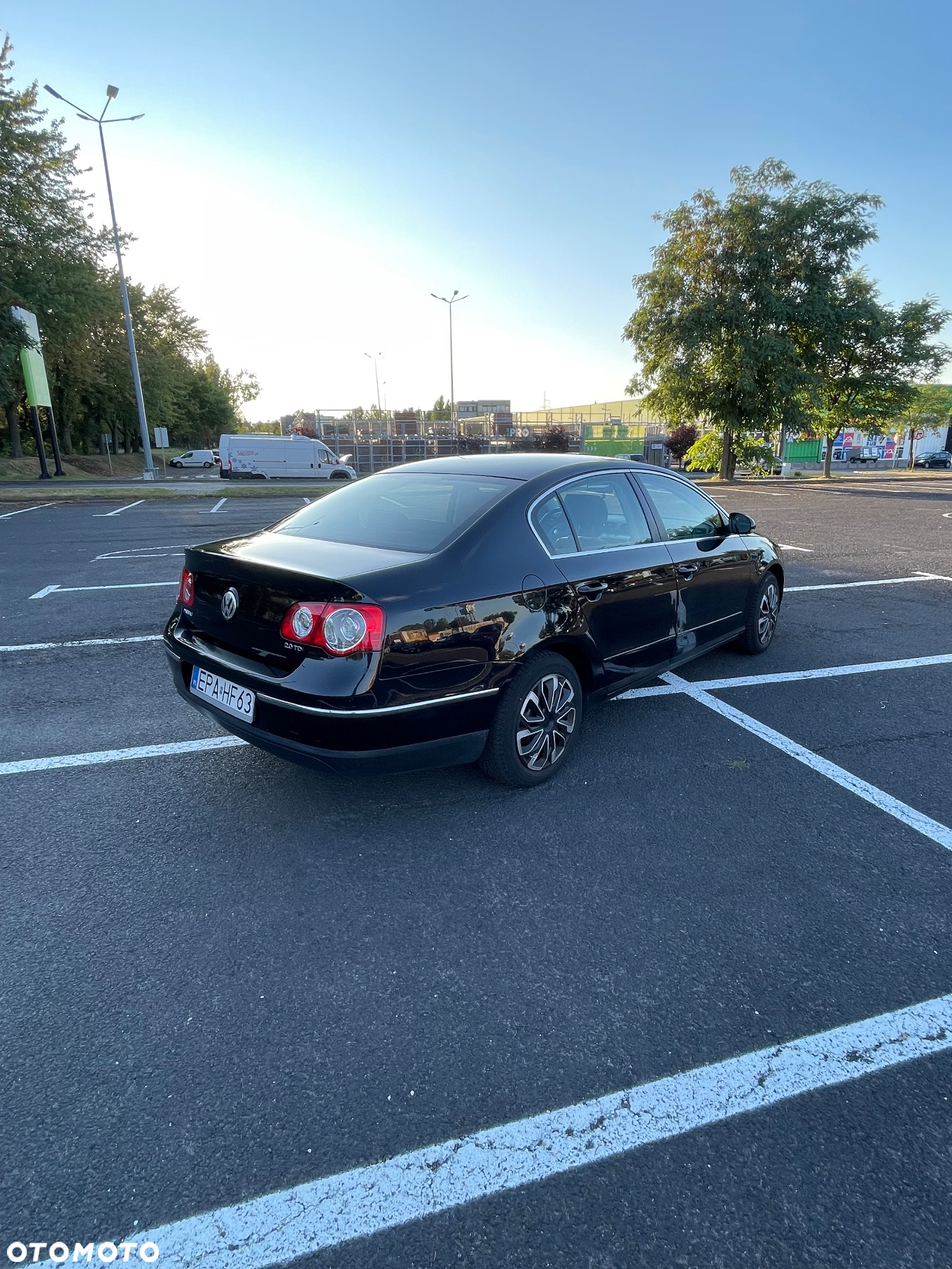 Volkswagen Passat 2.0 TDI Comfortline - 10