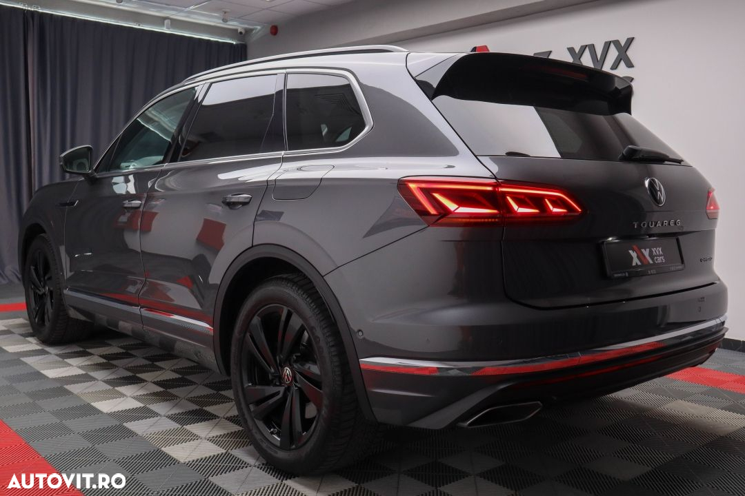 Volkswagen Touareg 3.0 V6 e-Hybrid 4Motion Aut. Elegance - 16