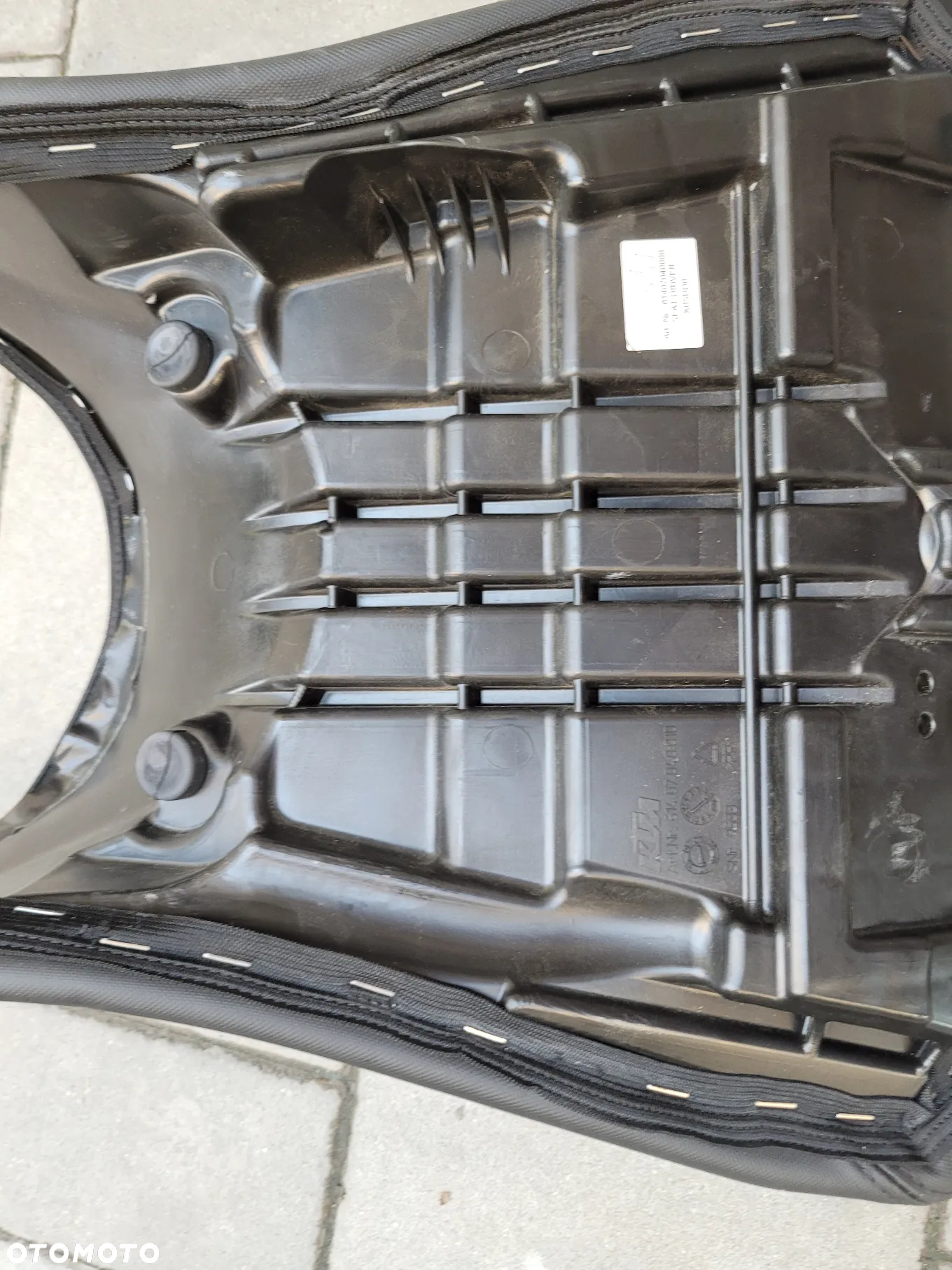Siedzenie kierowcy, fotel, kanapa przód KTM 1290 Super Duke GT - 18