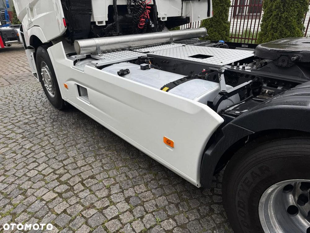 Renault T480 - 9