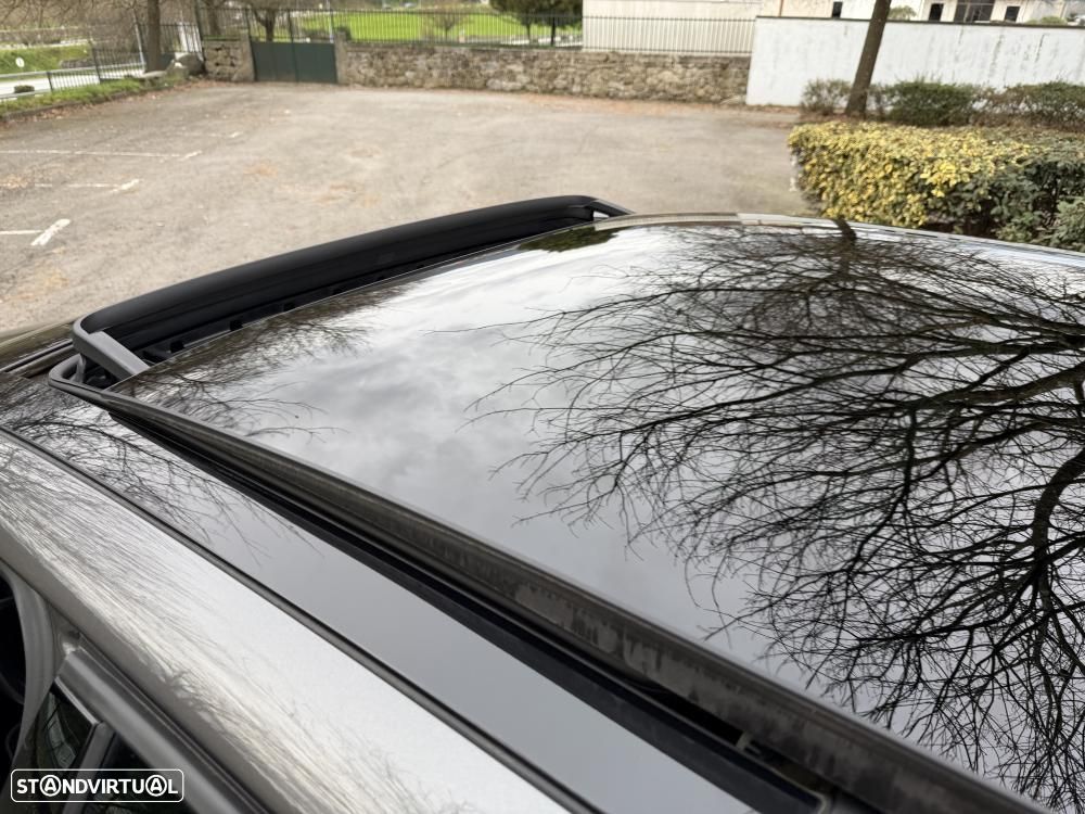 Citroën e-C4 50 kWh E-Series Collection - 18