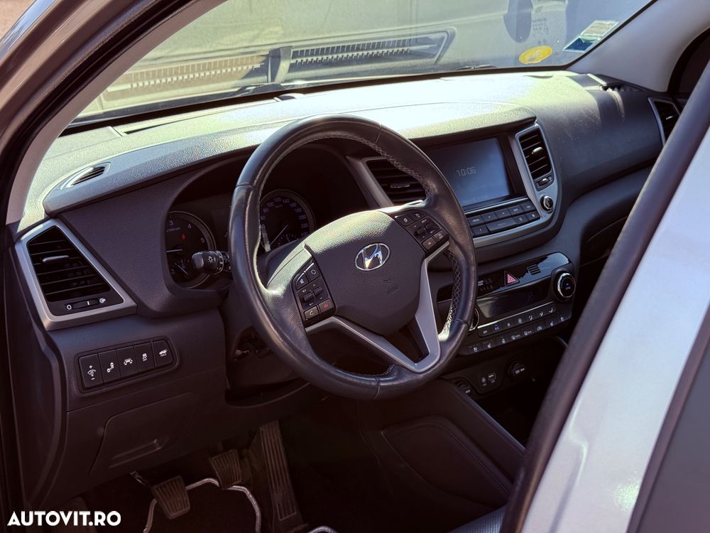Hyundai Tucson - 8