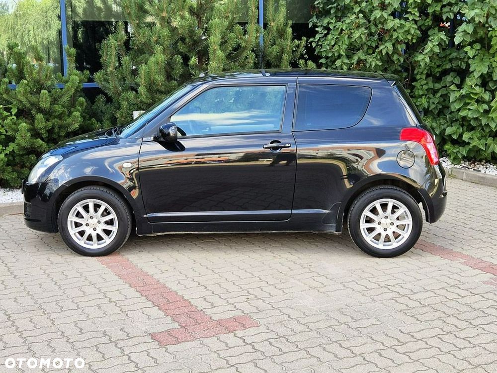 Suzuki Swift 1.3 Classic - 2