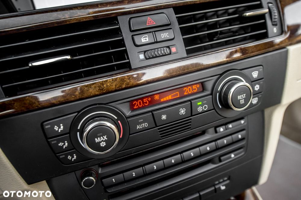 BMW Seria 3 325i - 19