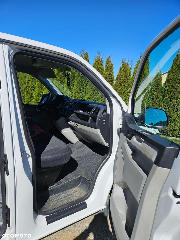 Volkswagen Transporter T6 - 10