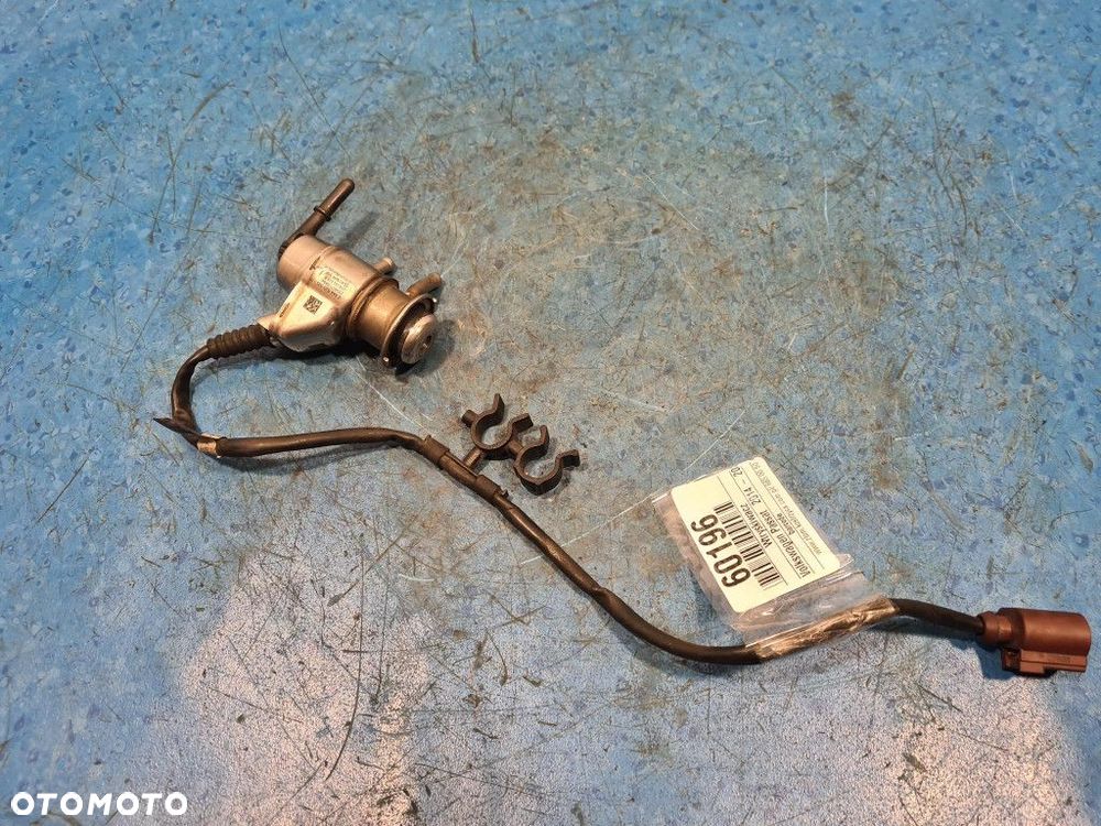 VOLKSWAGEN PASSAT B8 WTRYSKIWACZ ADBLUE 03N131113B CUAA - 5