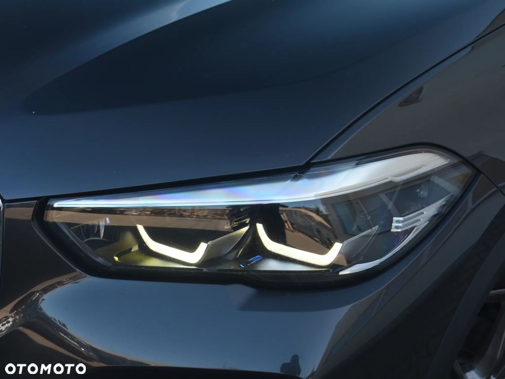 BMW X5 xDrive30d xLine - 16