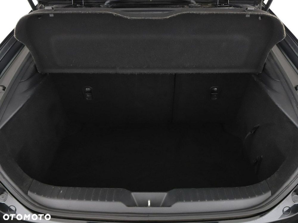 Mazda 3 SKYACTIV-G 2.0 M-Hybrid DRIVE - 21