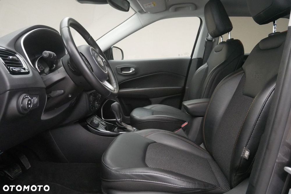 Jeep Compass 1.4 TMair Limited 4WD S&S - 12