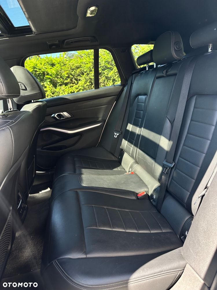 BMW Seria 3 320d Edition Luxury Line Purity - 14