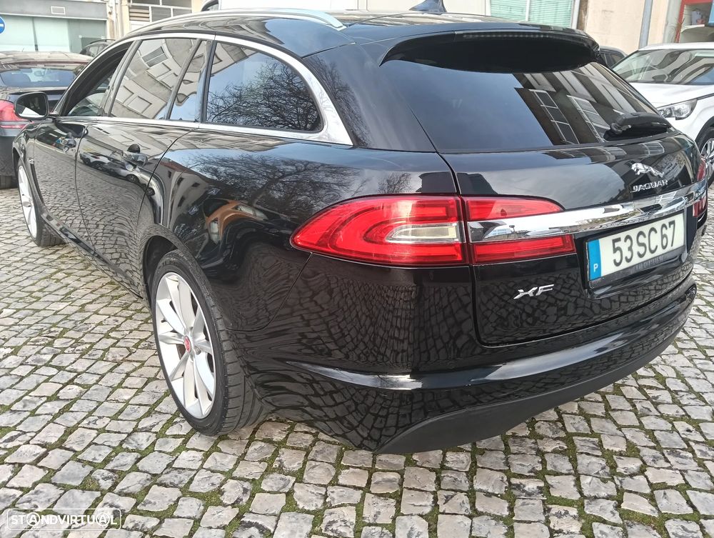 Jaguar XF Sportbrake 2.2 D R-Sport - 2