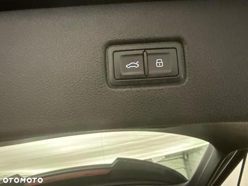 Audi Q7 - 25